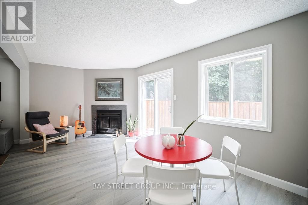 28 - 2200 GLENWOOD SCHOOL DRIVE Image 10