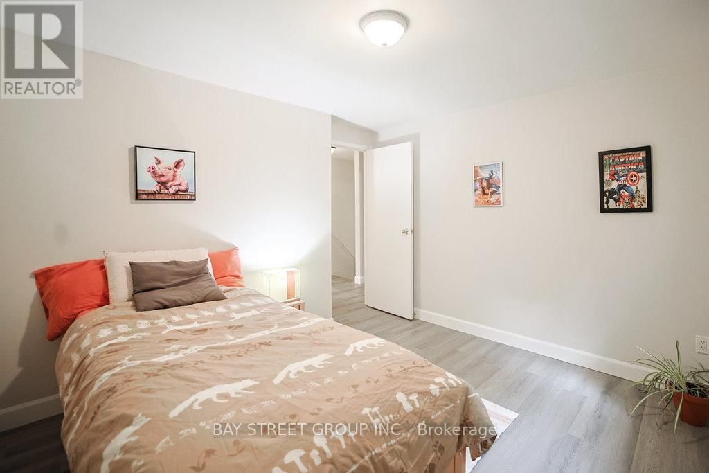 28 - 2200 GLENWOOD SCHOOL DRIVE Image 23