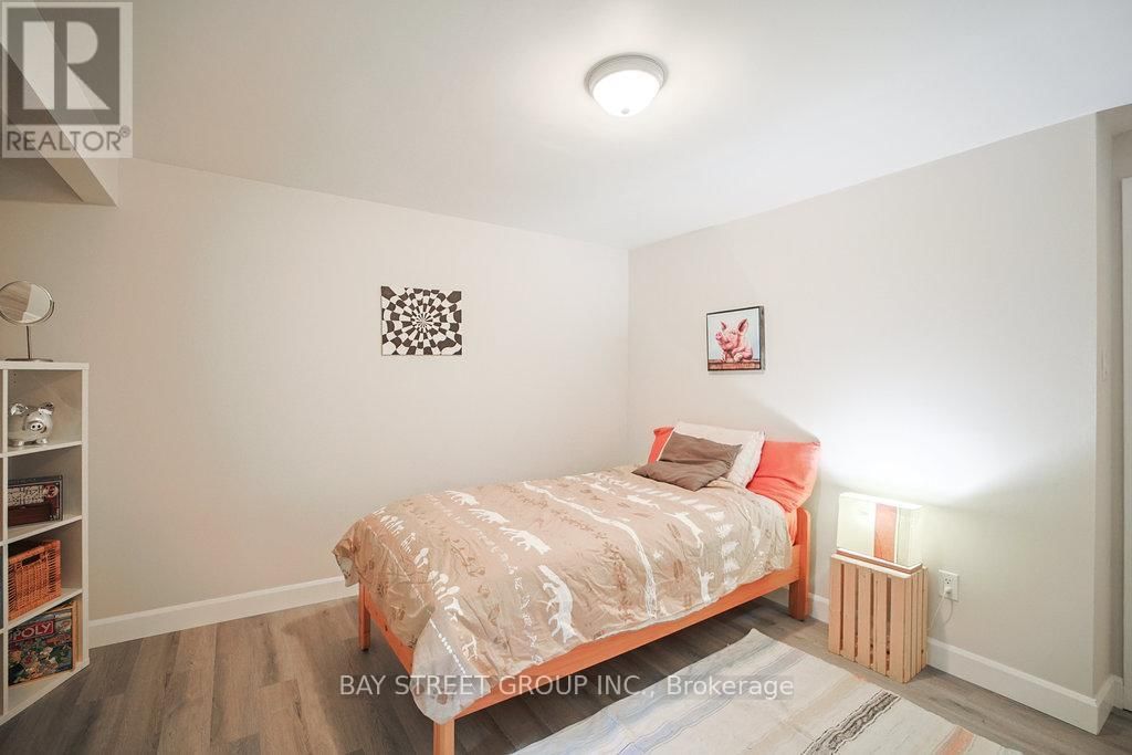 28 - 2200 GLENWOOD SCHOOL DRIVE Image 27