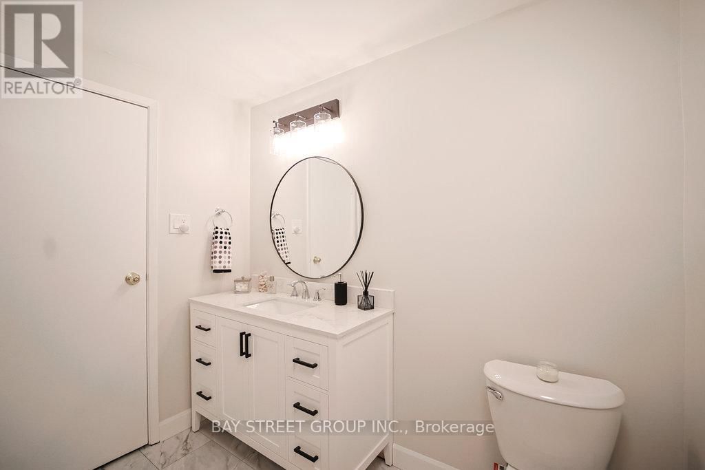 28 - 2200 GLENWOOD SCHOOL DRIVE Image 32