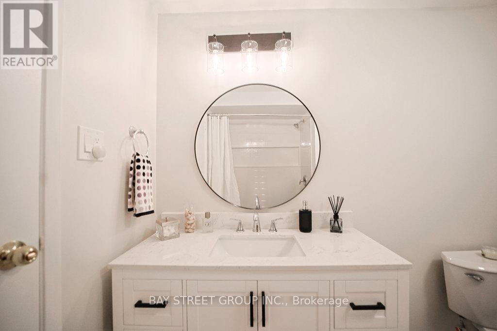 28 - 2200 GLENWOOD SCHOOL DRIVE Image 33