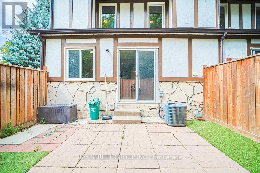 28 - 2200 GLENWOOD SCHOOL DRIVE Image 36