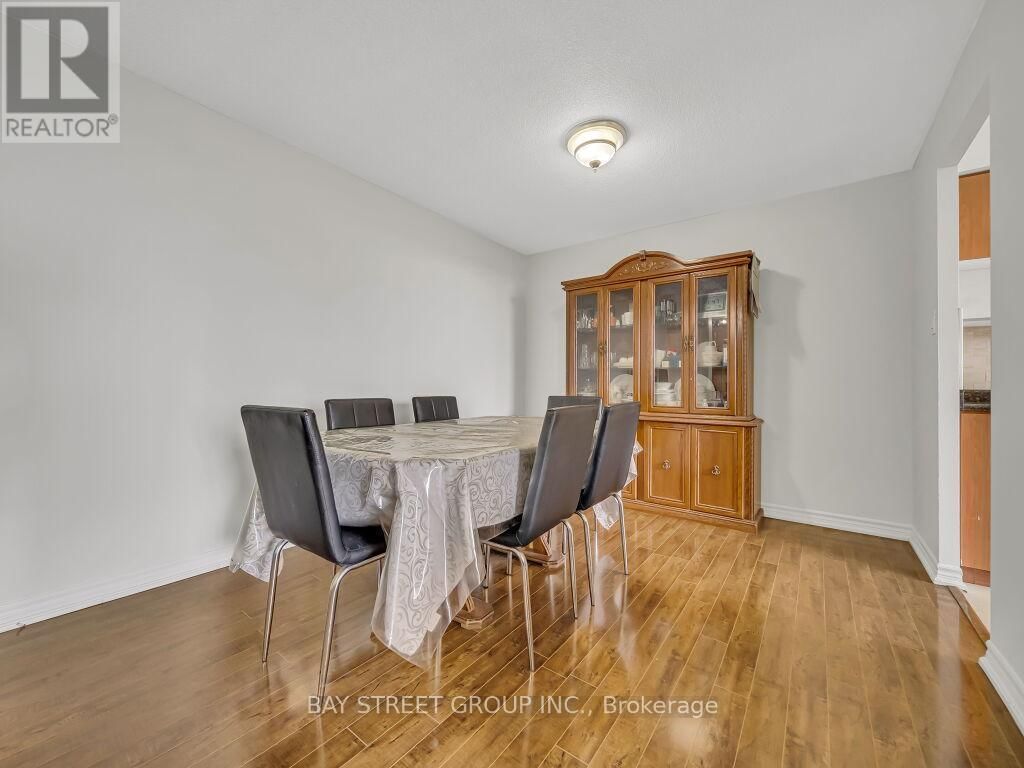 1003 - 18 KNIGHTSBRIDGE ROAD Image 14