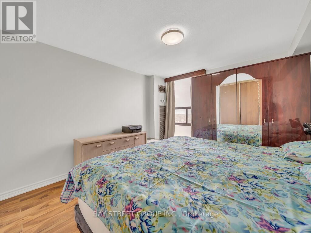 1003 - 18 KNIGHTSBRIDGE ROAD Image 29