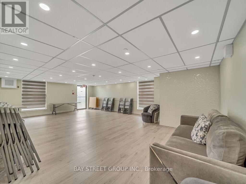 1003 - 18 KNIGHTSBRIDGE ROAD Image 38