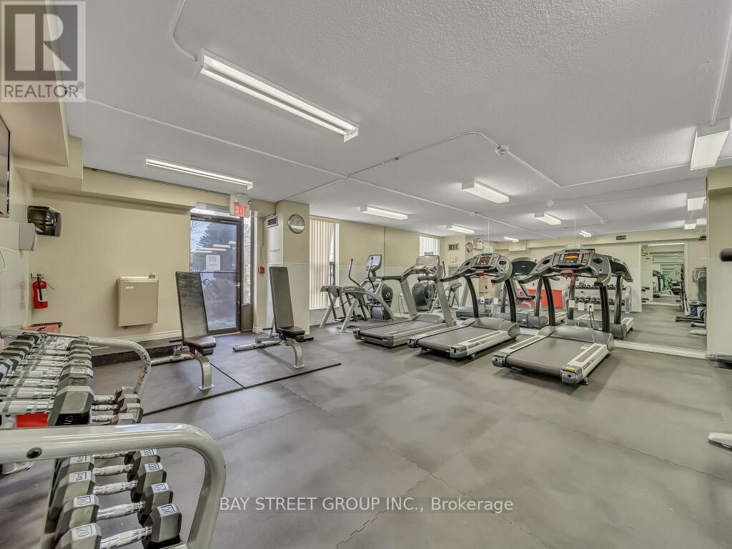 1003 - 18 KNIGHTSBRIDGE ROAD Image 40