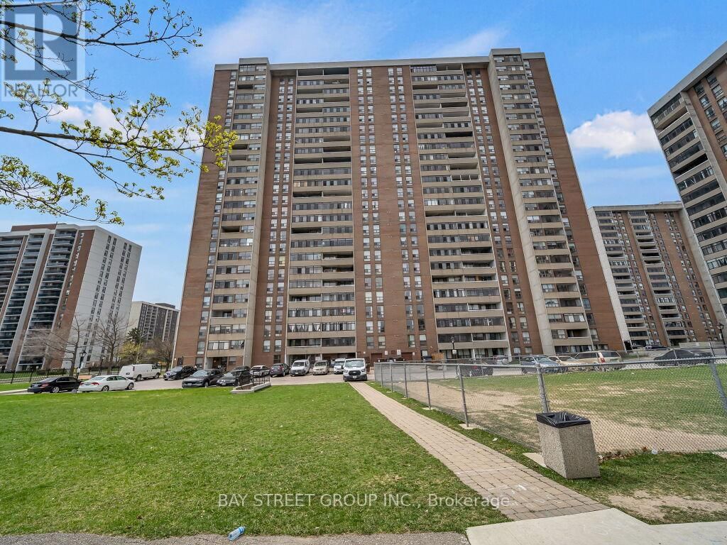 1003 - 18 KNIGHTSBRIDGE ROAD Image 43