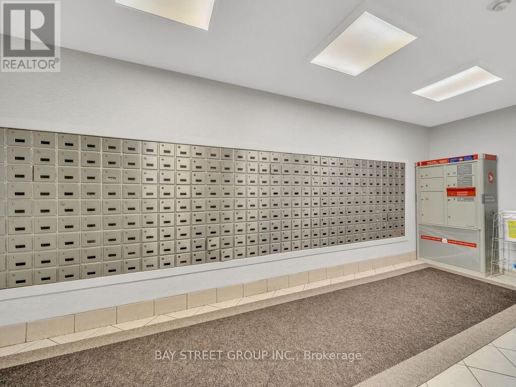 1003 - 18 KNIGHTSBRIDGE ROAD Image 6