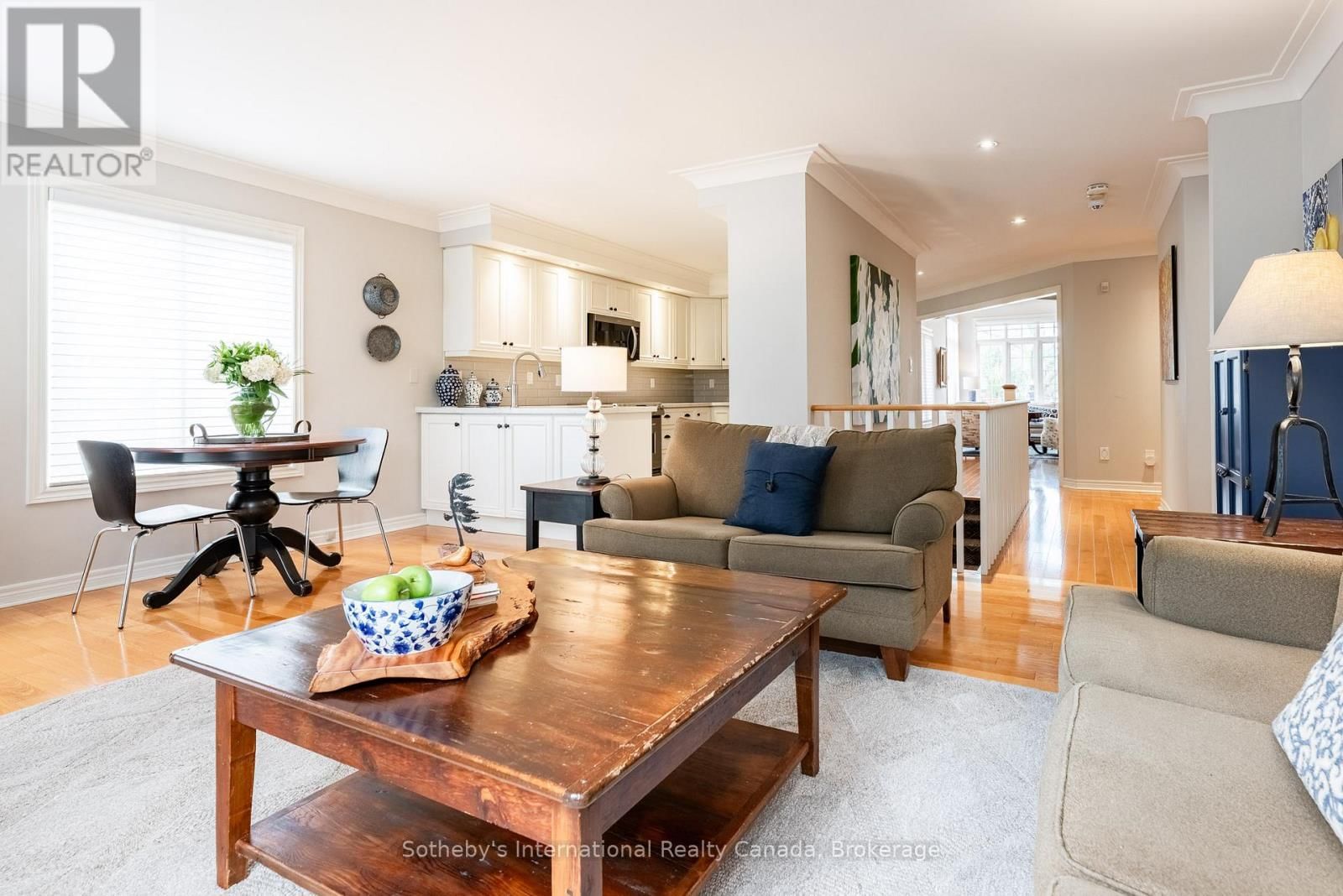 1406 SUMMERHILL CRESCENT Image 23