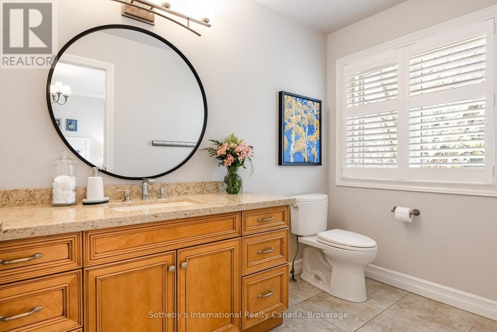 1406 SUMMERHILL CRESCENT Image 28