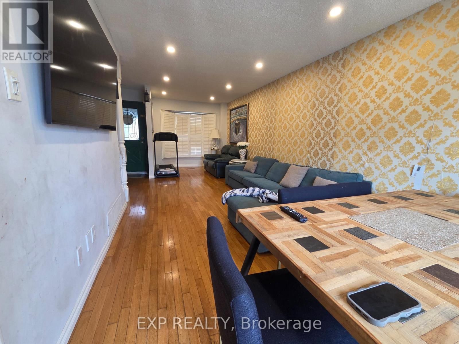 Main - 3082 CANTELON CRESCENT Image 3