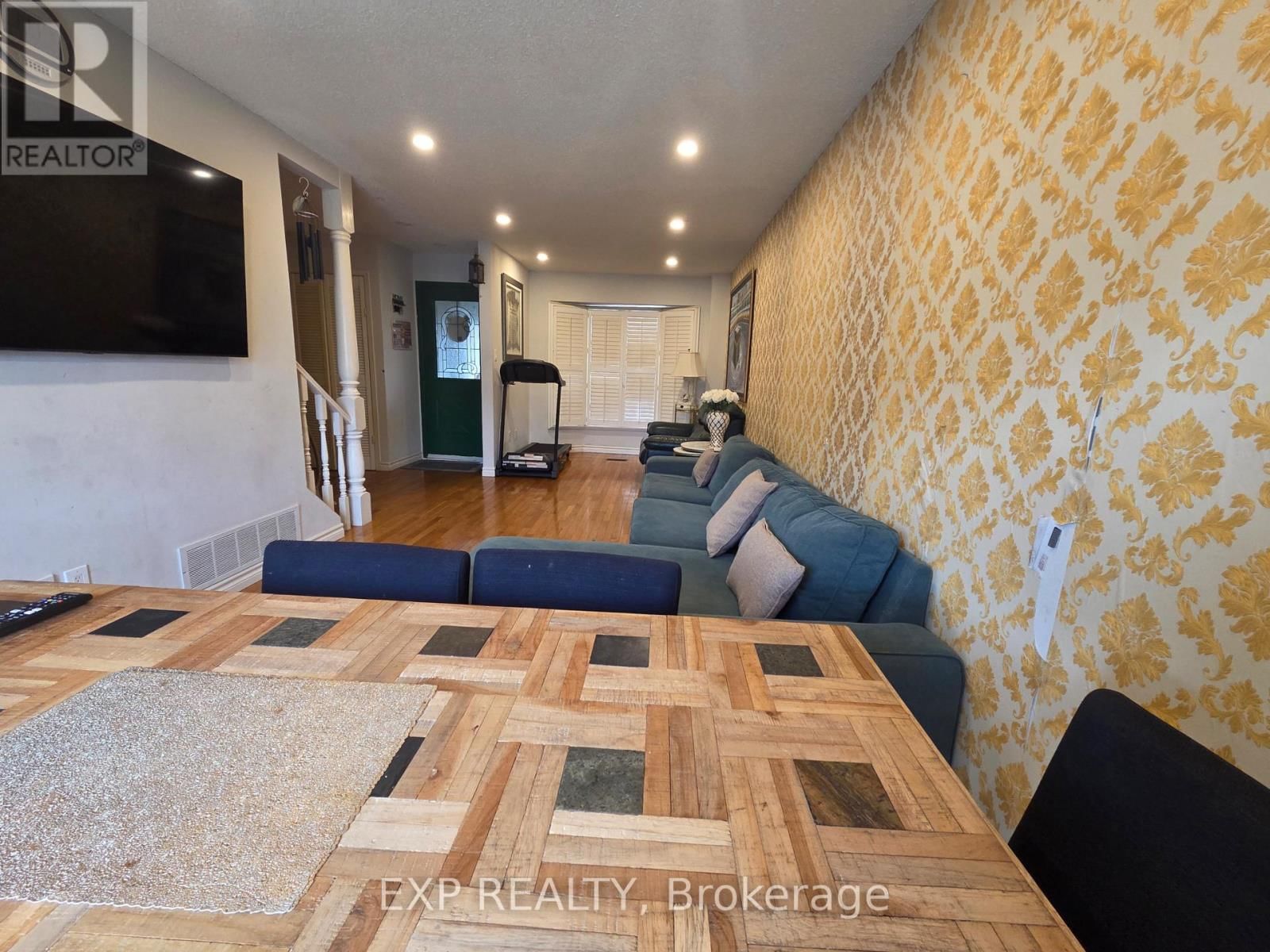 Main - 3082 CANTELON CRESCENT Image 4