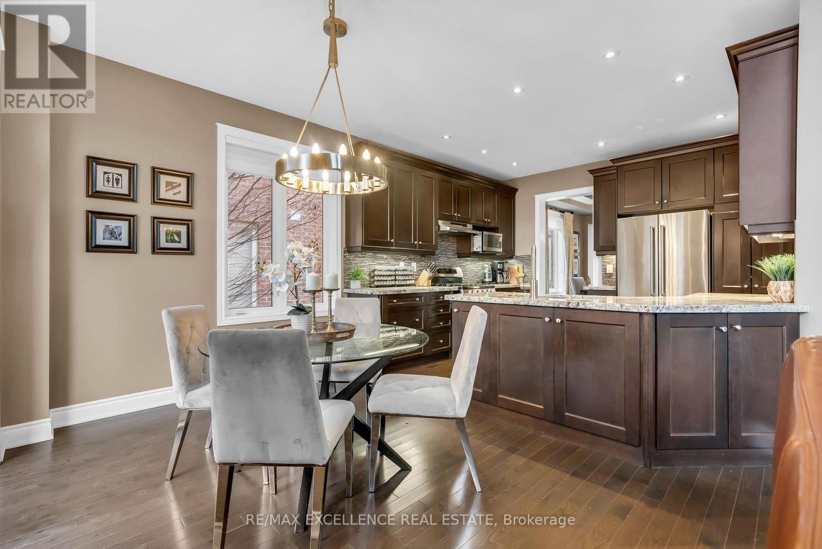 48 RIVERGLEN STREET Image 11