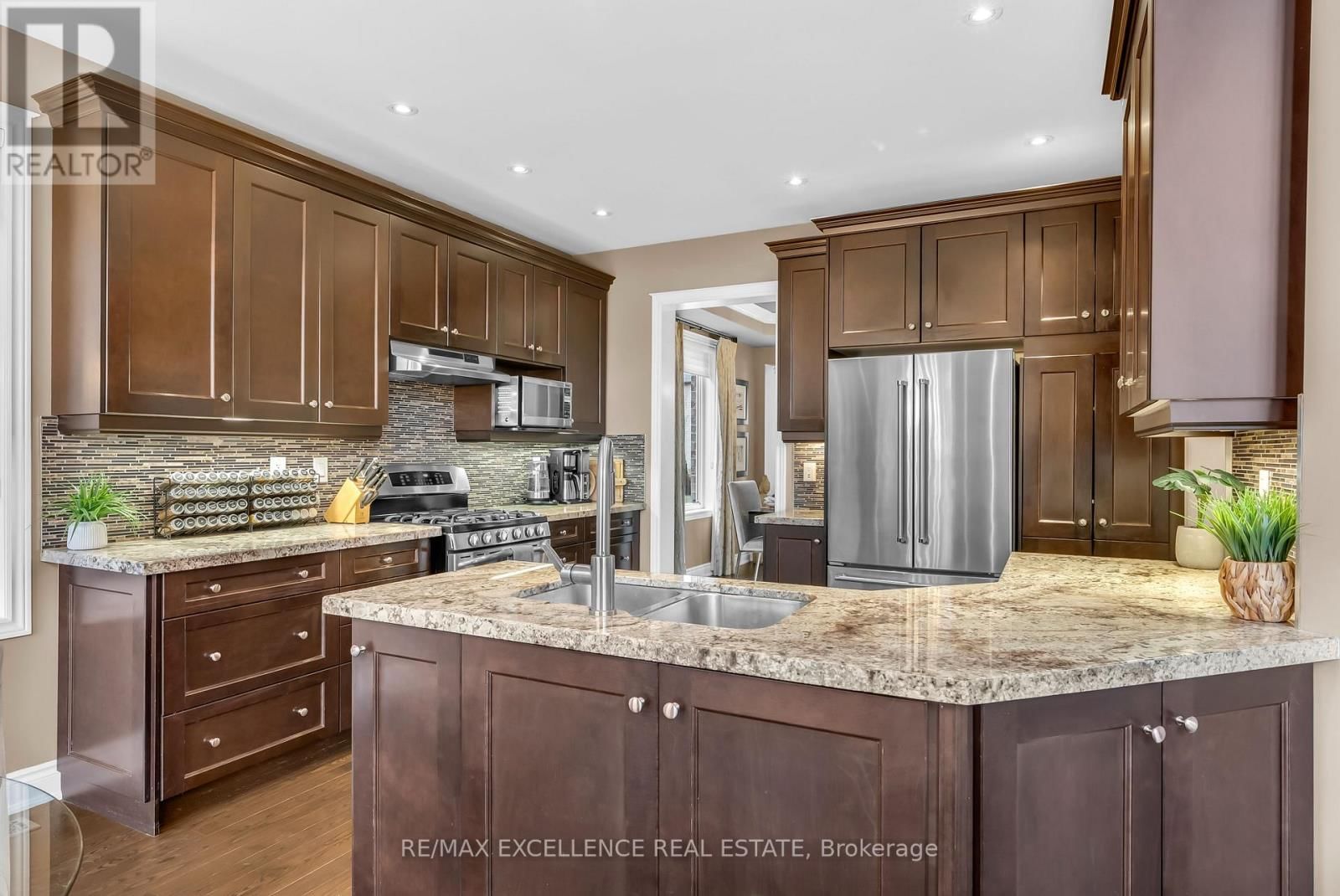 48 RIVERGLEN STREET Image 12