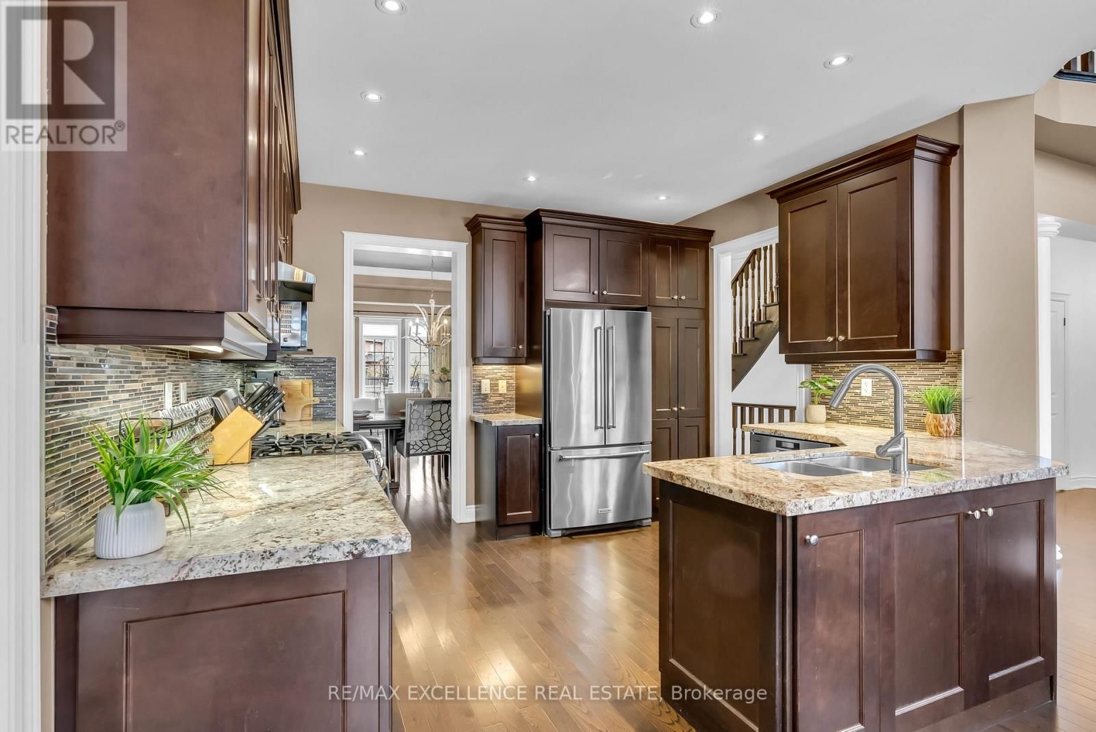 48 RIVERGLEN STREET Image 13