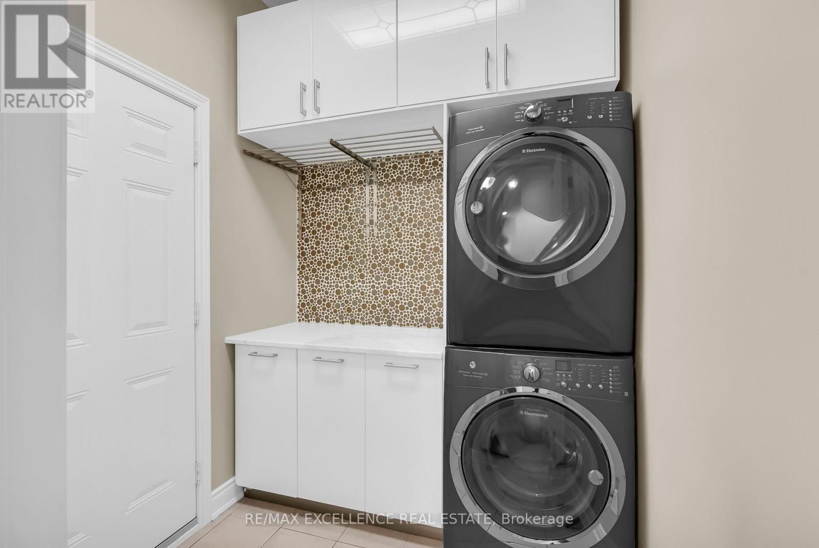 48 RIVERGLEN STREET Image 18