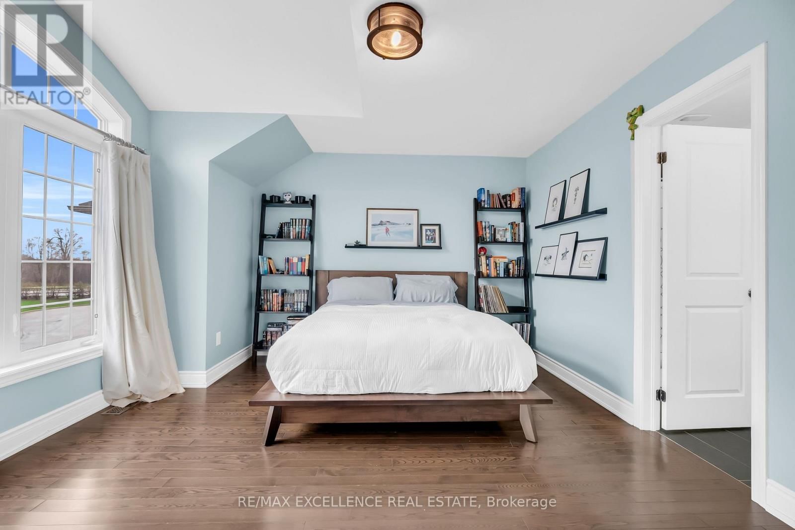 48 RIVERGLEN STREET Image 28