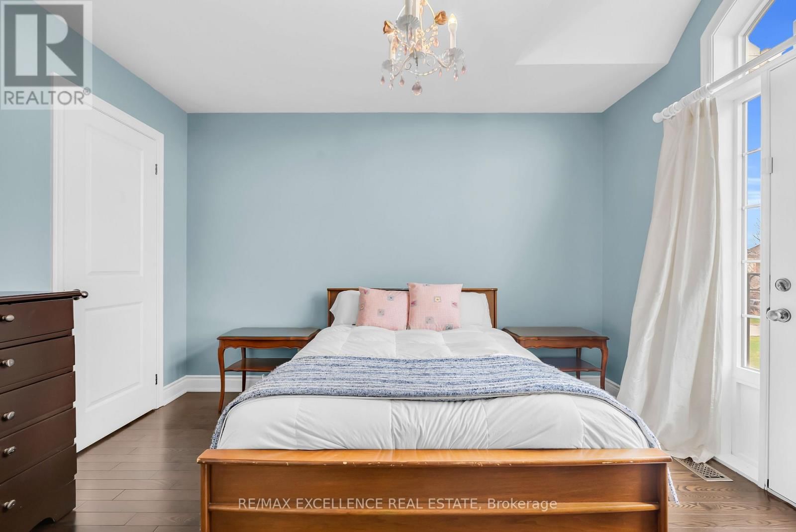 48 RIVERGLEN STREET Image 33