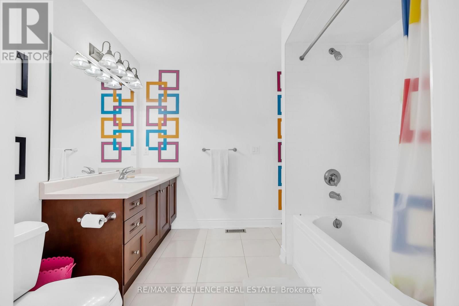 48 RIVERGLEN STREET Image 37