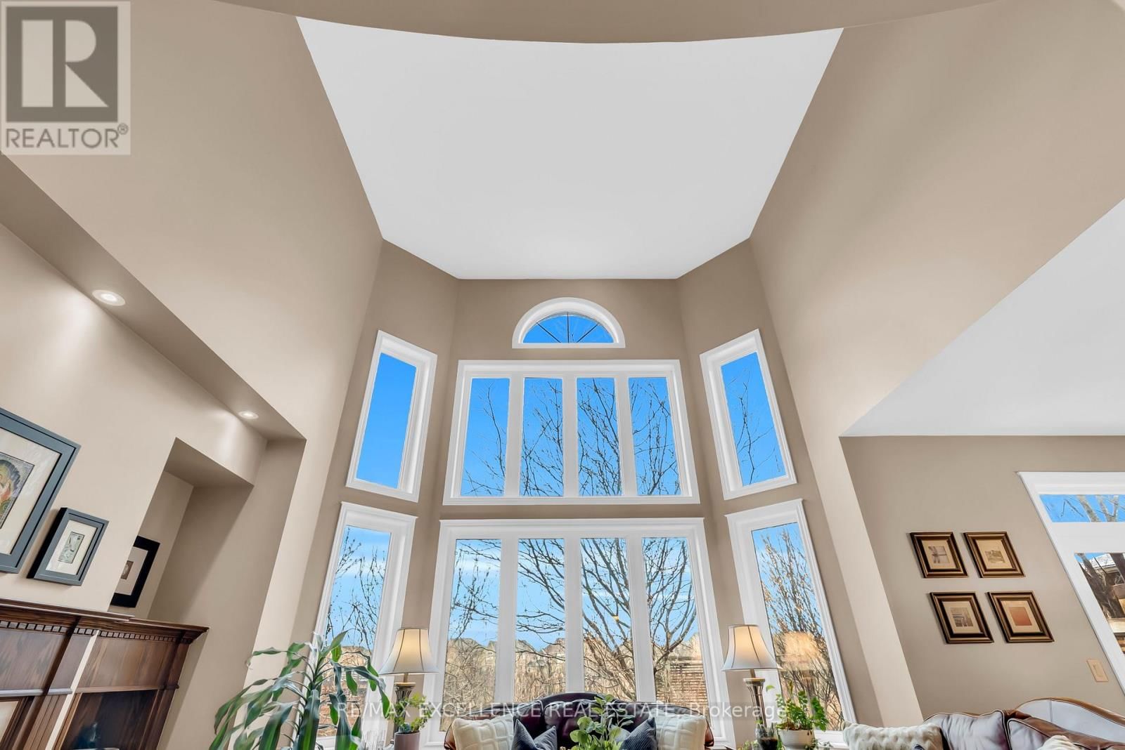 48 RIVERGLEN STREET Image 8