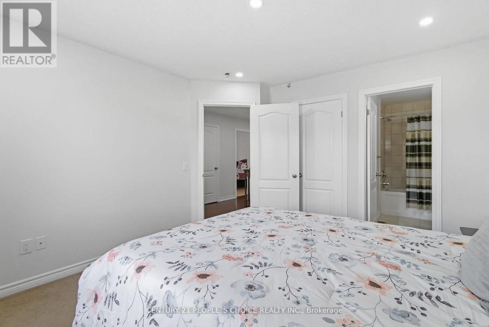 188 BONNIEGLEN FARM BOULEVARD Image 24