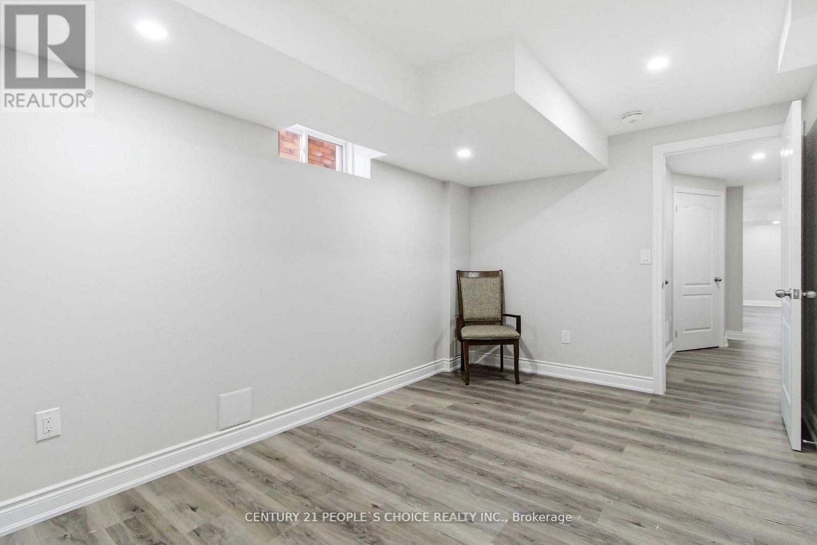 188 BONNIEGLEN FARM BOULEVARD Image 31