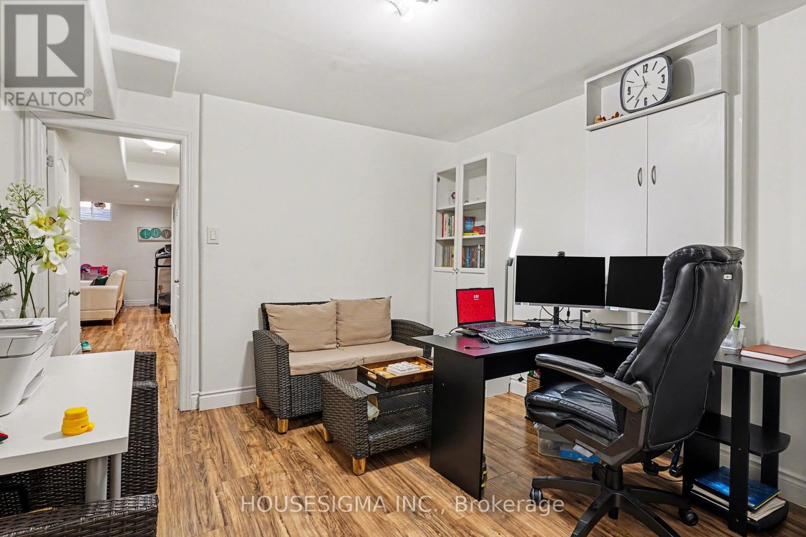 65 BLEASDALE AVENUE Image 22