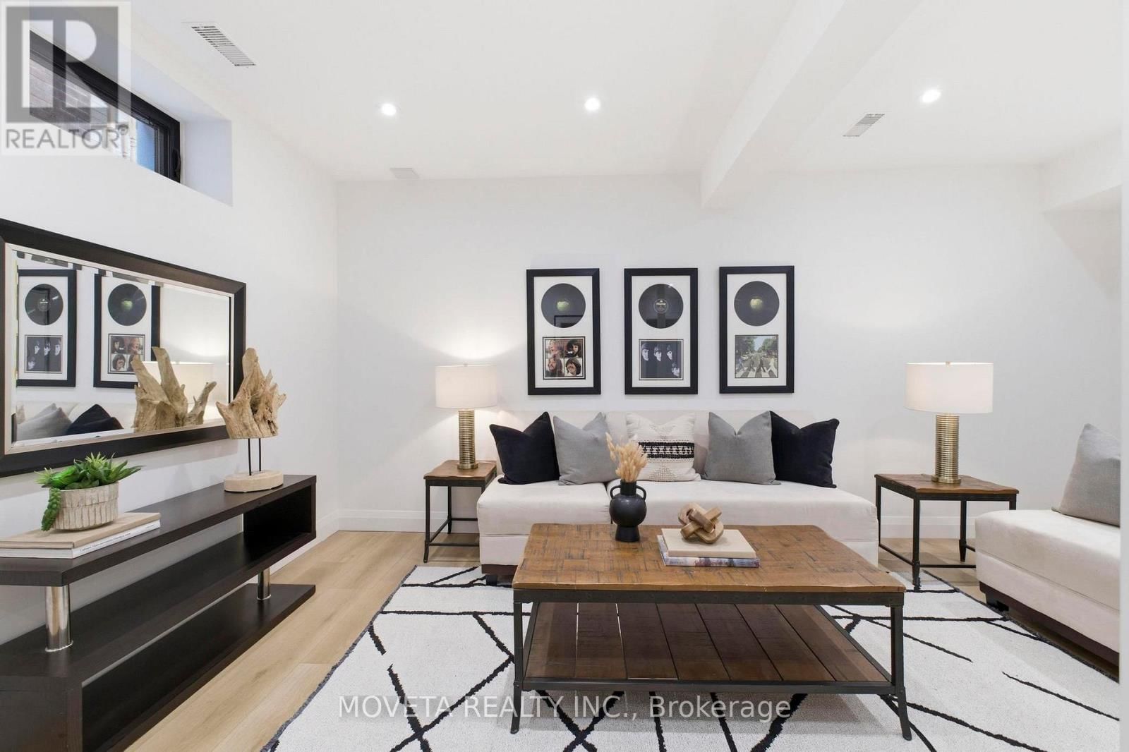 4 MAHONEY AVENUE Image 33