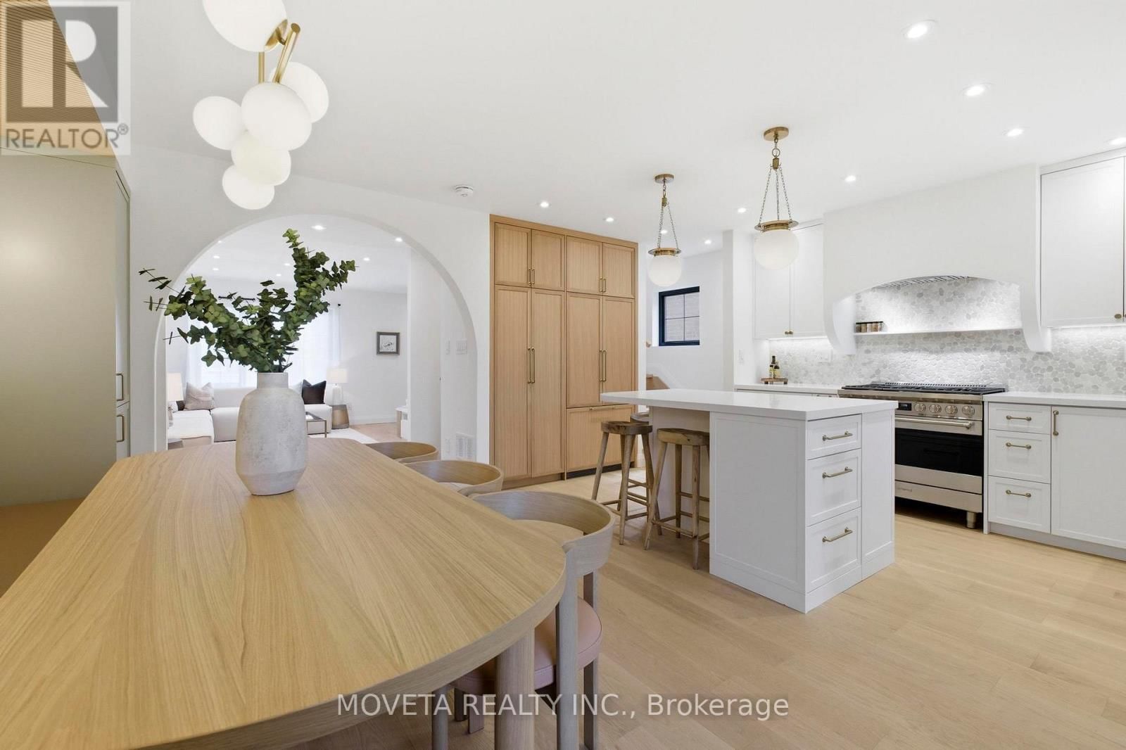 4 MAHONEY AVENUE Image 8