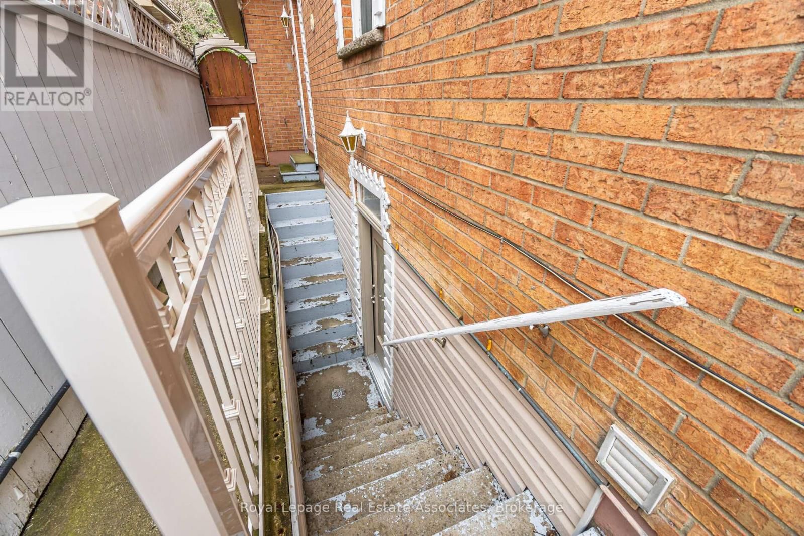 1311 UNDERWOOD DRIVE Image 28