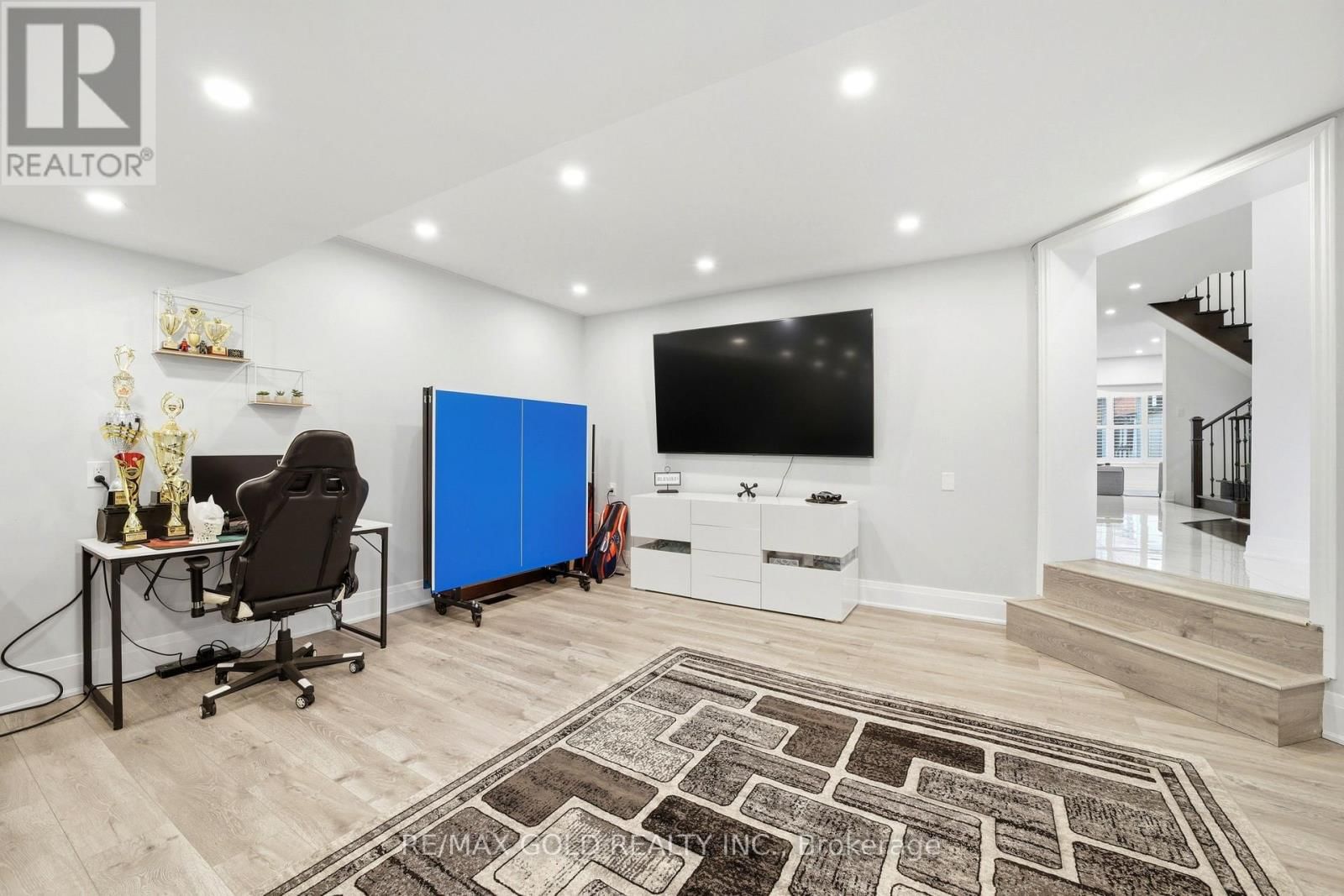 733 NOVO STAR DRIVE Image 13