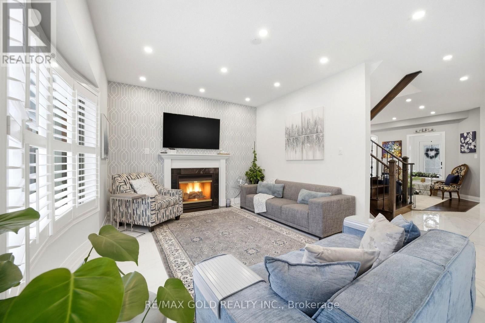 733 NOVO STAR DRIVE Image 18