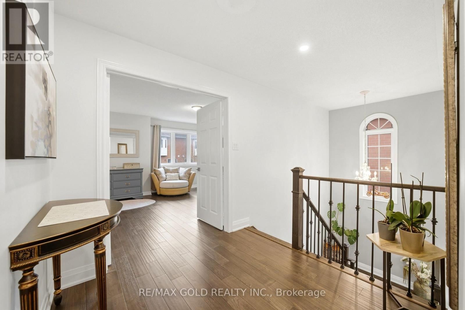 733 NOVO STAR DRIVE Image 20