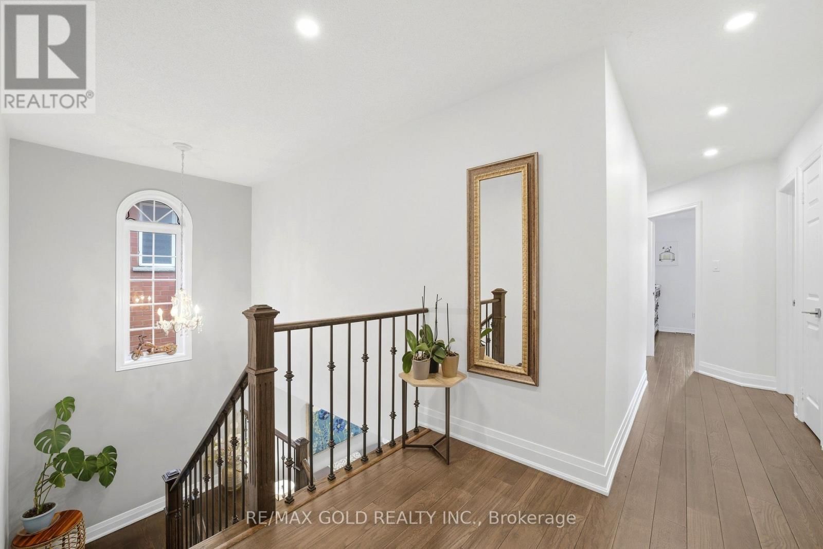 733 NOVO STAR DRIVE Image 21