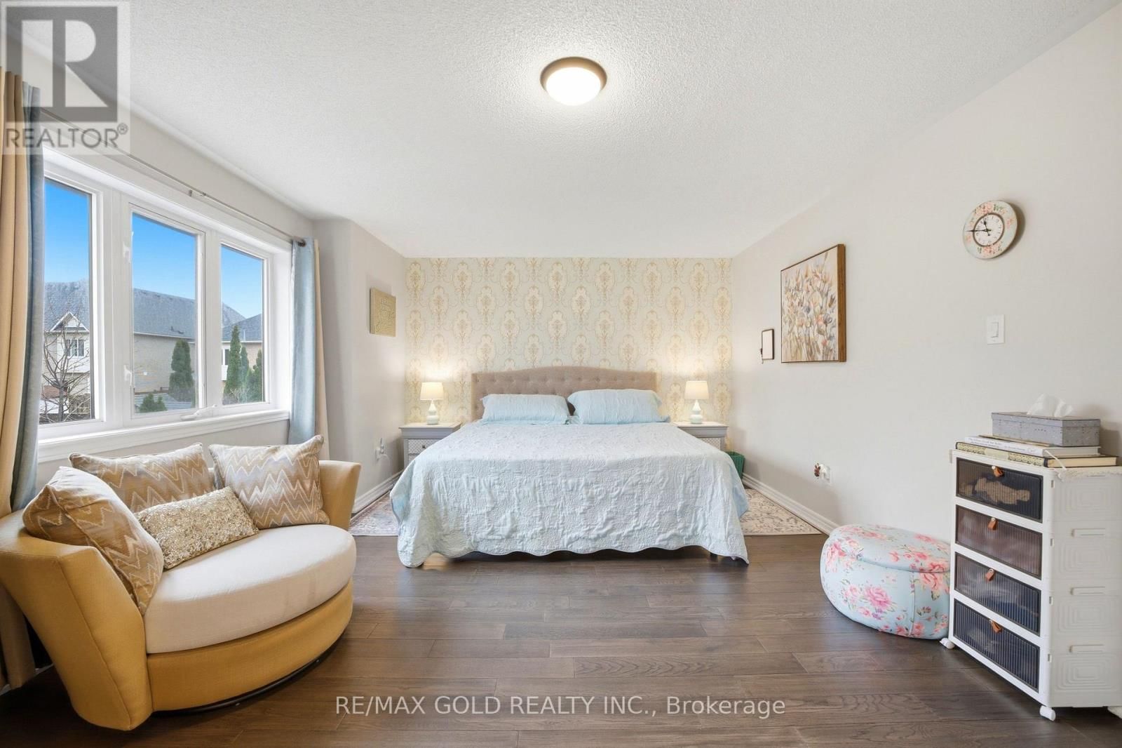 733 NOVO STAR DRIVE Image 23