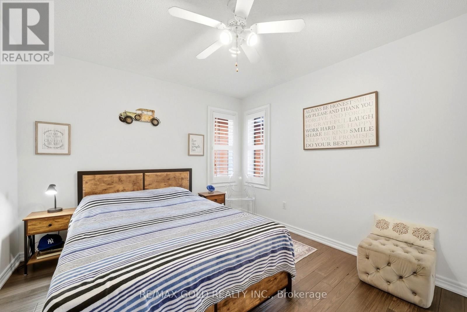 733 NOVO STAR DRIVE Image 29