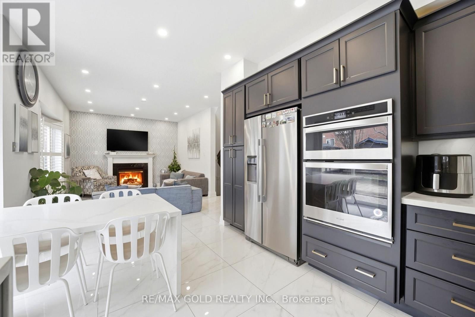 733 NOVO STAR DRIVE Image 9