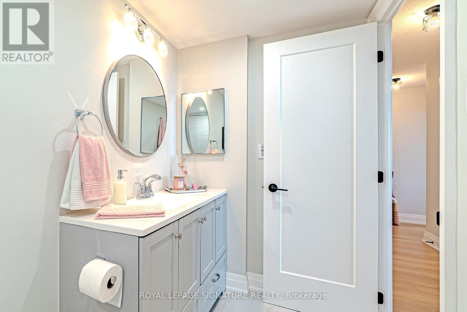 1206 - 550 WEBB DRIVE Image 20