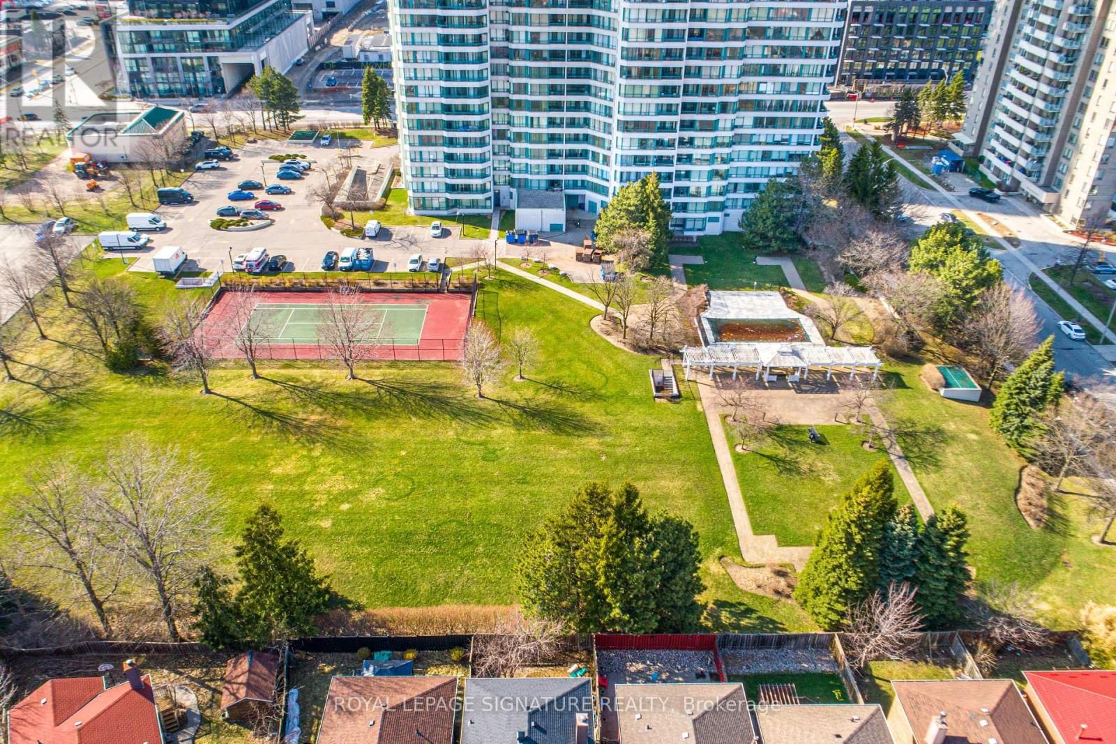 1206 - 550 WEBB DRIVE Image 37