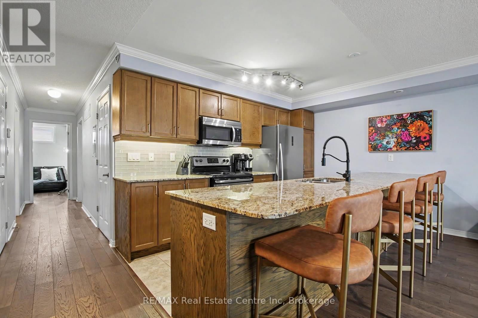 13 - 5 ARMSTRONG STREET Image 10