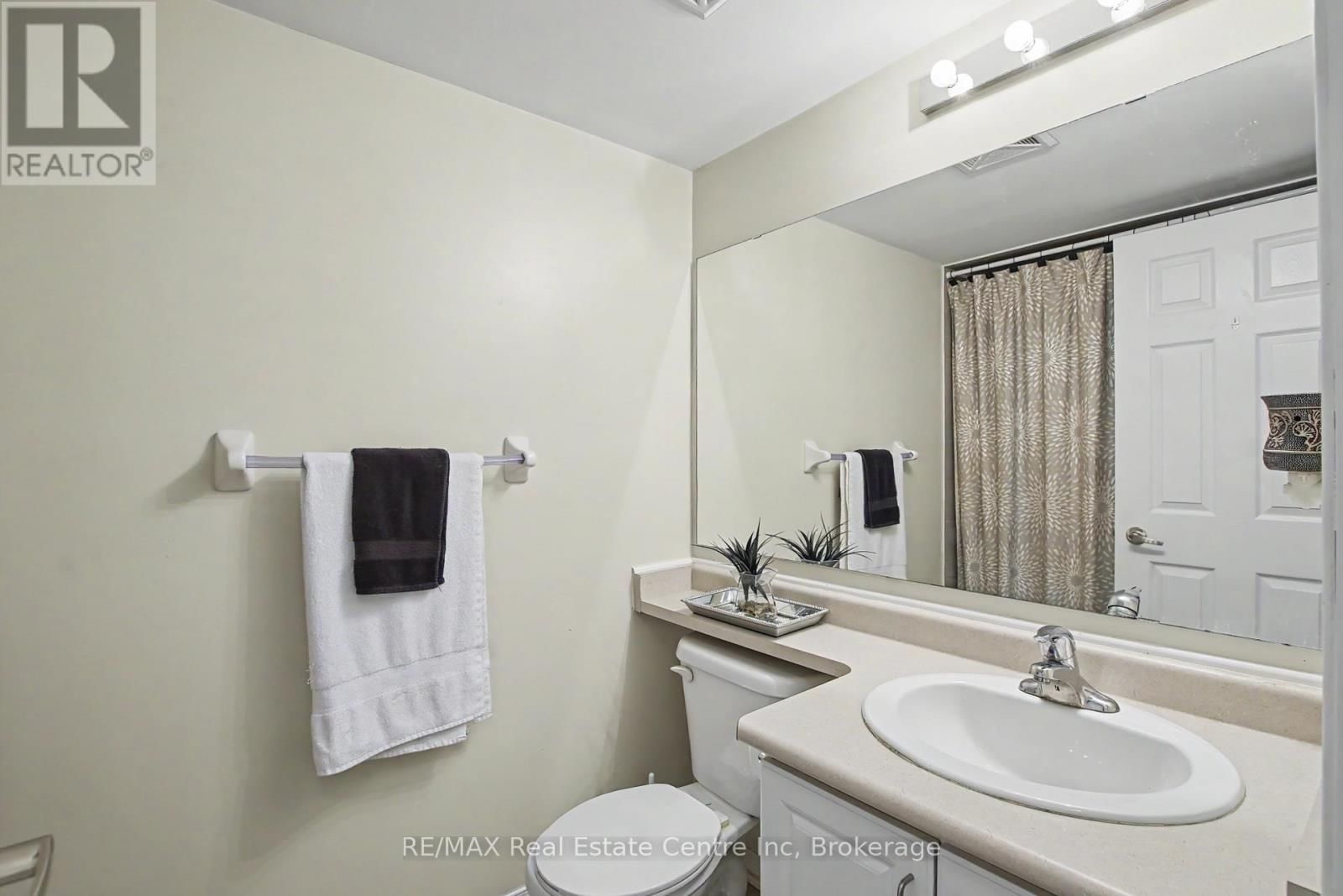 13 - 5 ARMSTRONG STREET Image 20