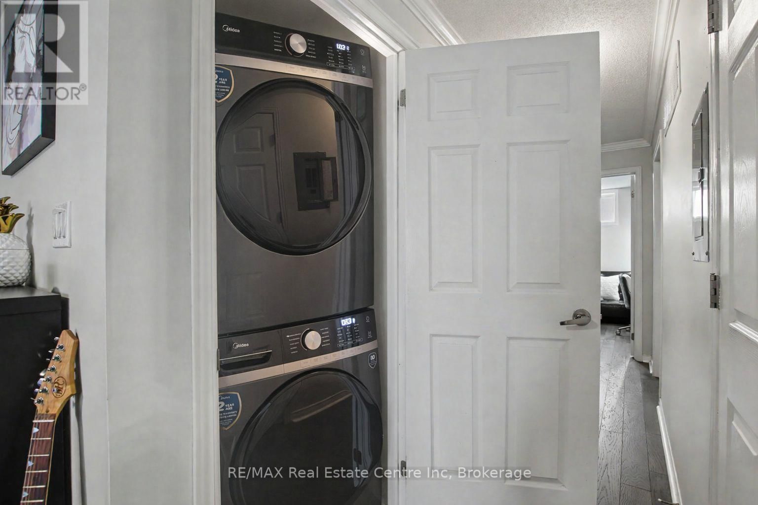 13 - 5 ARMSTRONG STREET Image 21