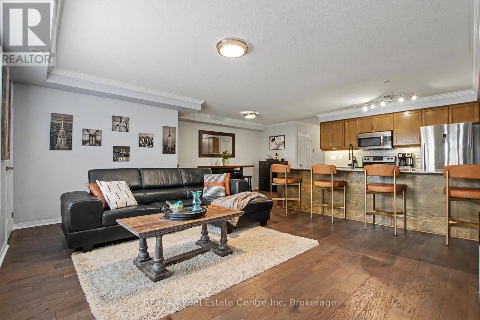 13 - 5 ARMSTRONG STREET Image 5