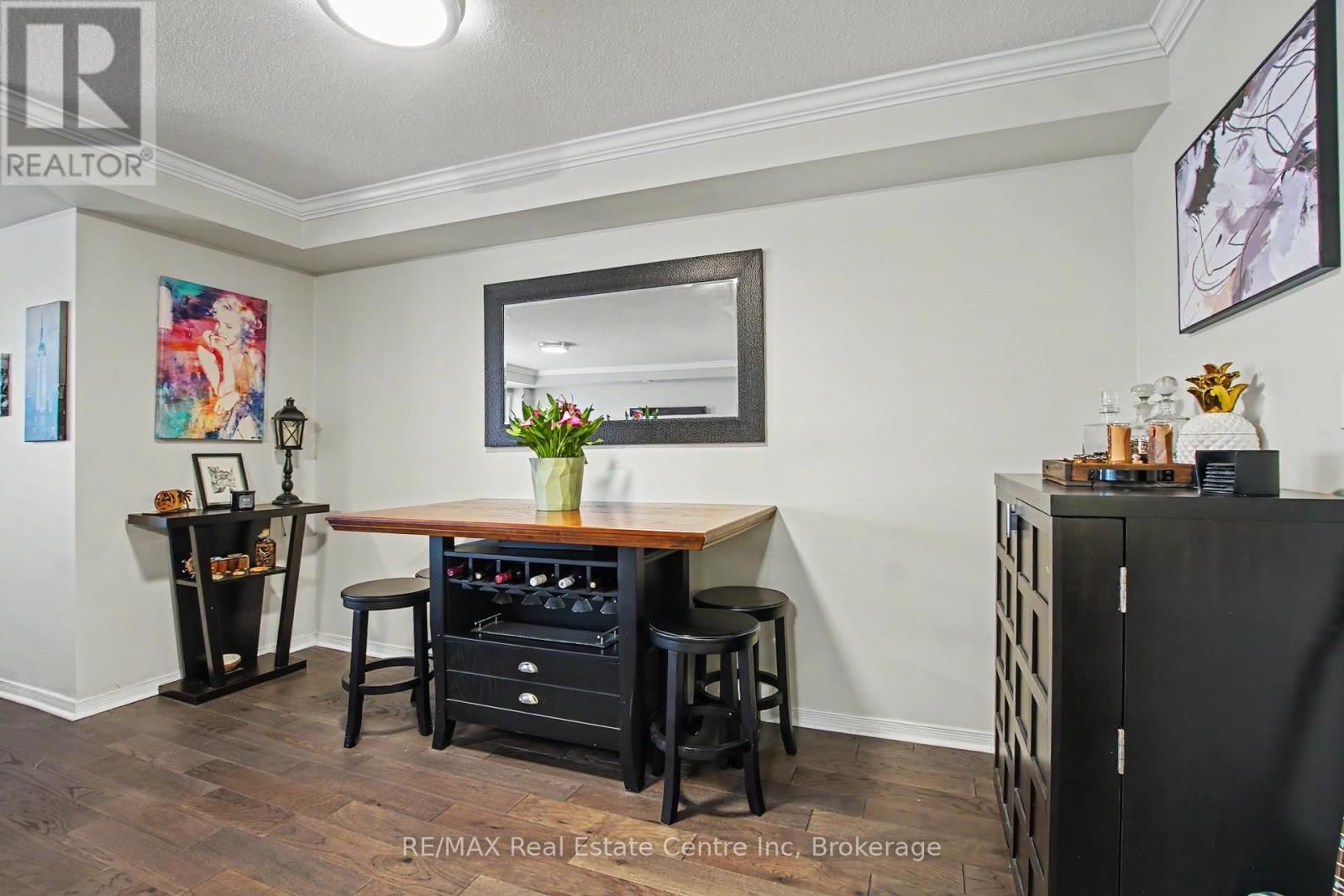 13 - 5 ARMSTRONG STREET Image 9