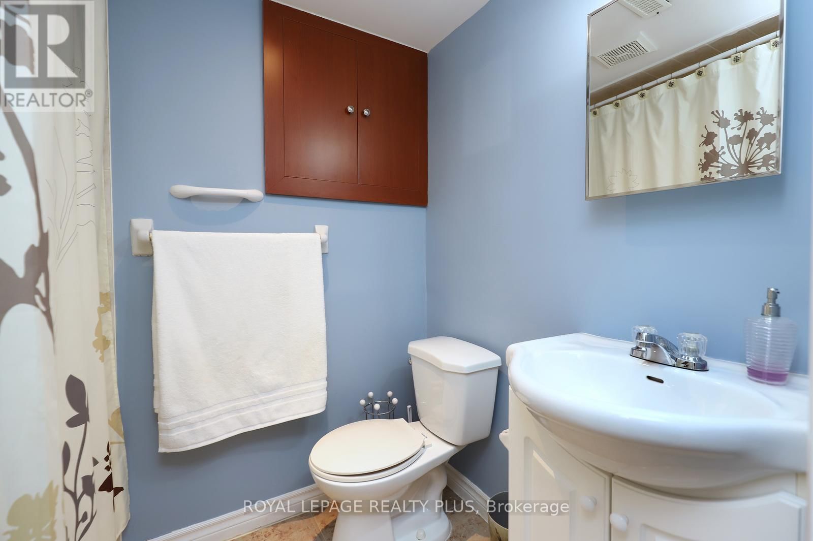 1086 HEDGE DRIVE Image 40