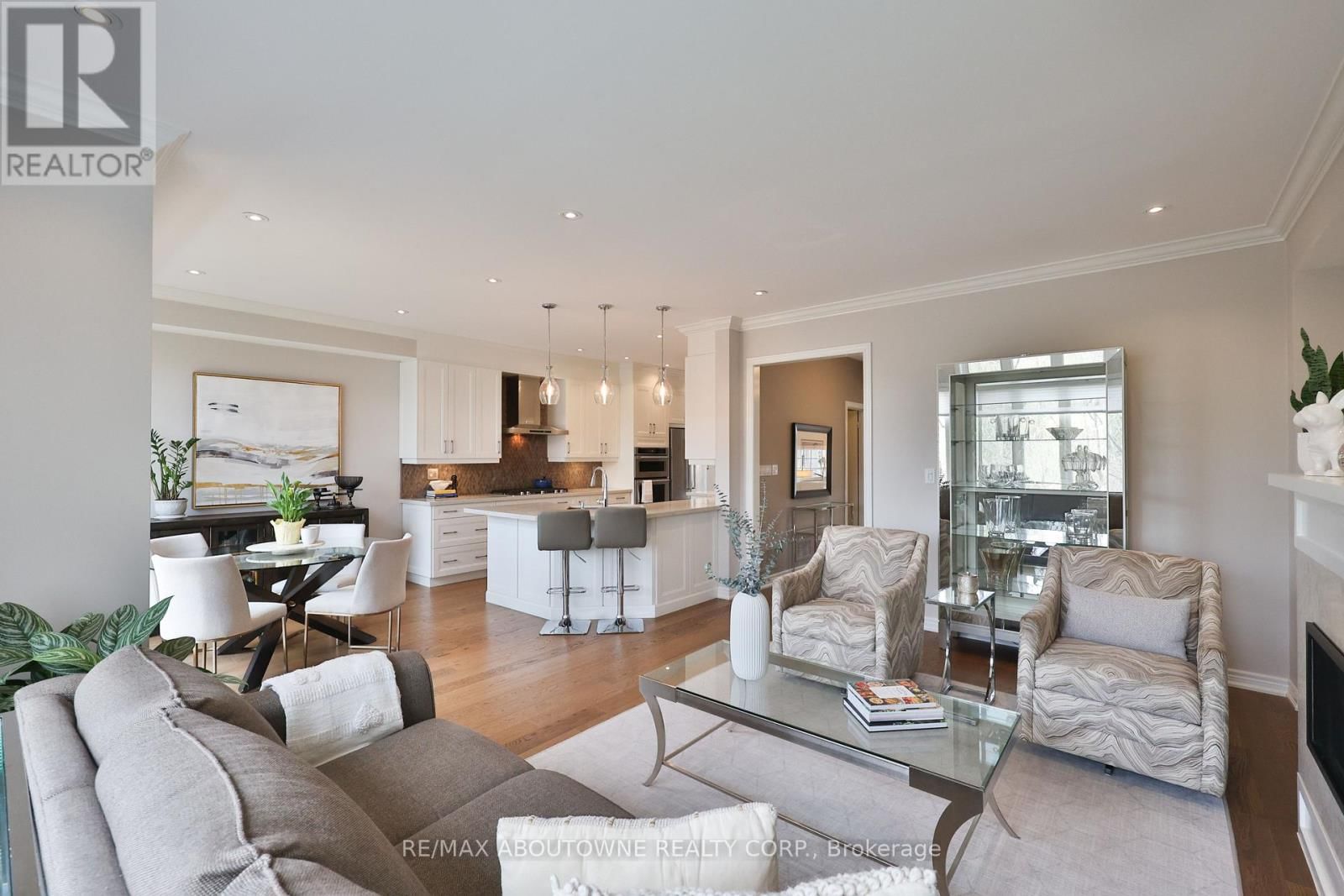 34 - 2400 NEYAGAWA BOULEVARD Image 10