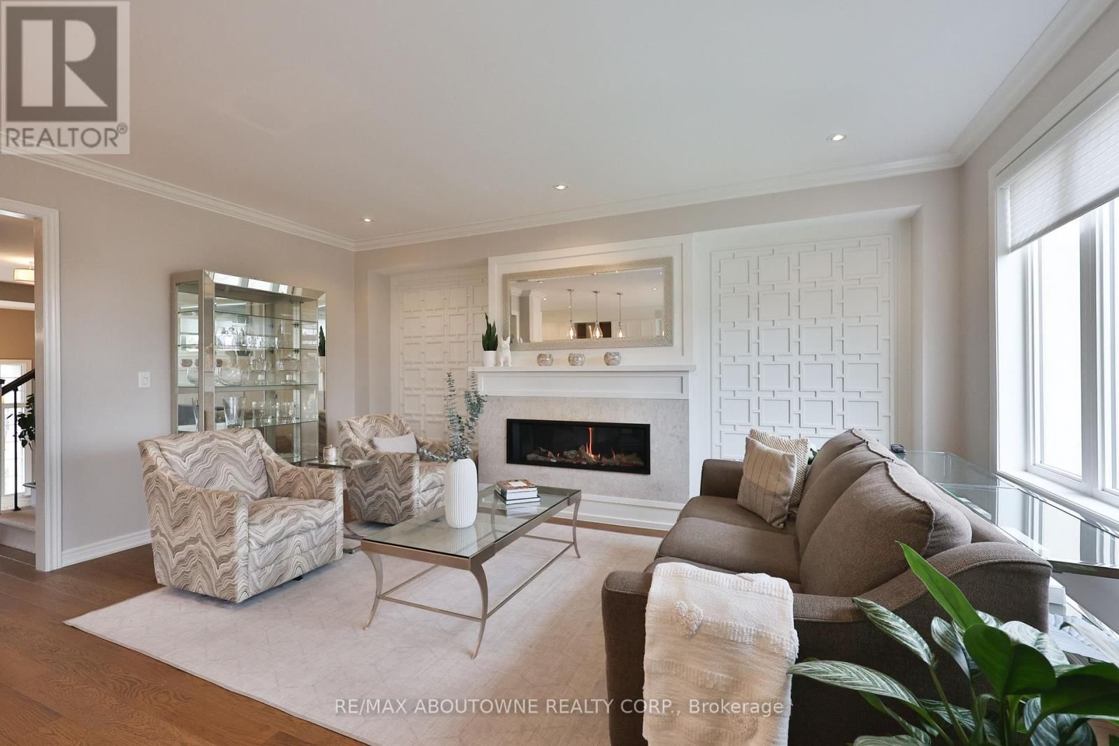 34 - 2400 NEYAGAWA BOULEVARD Image 9