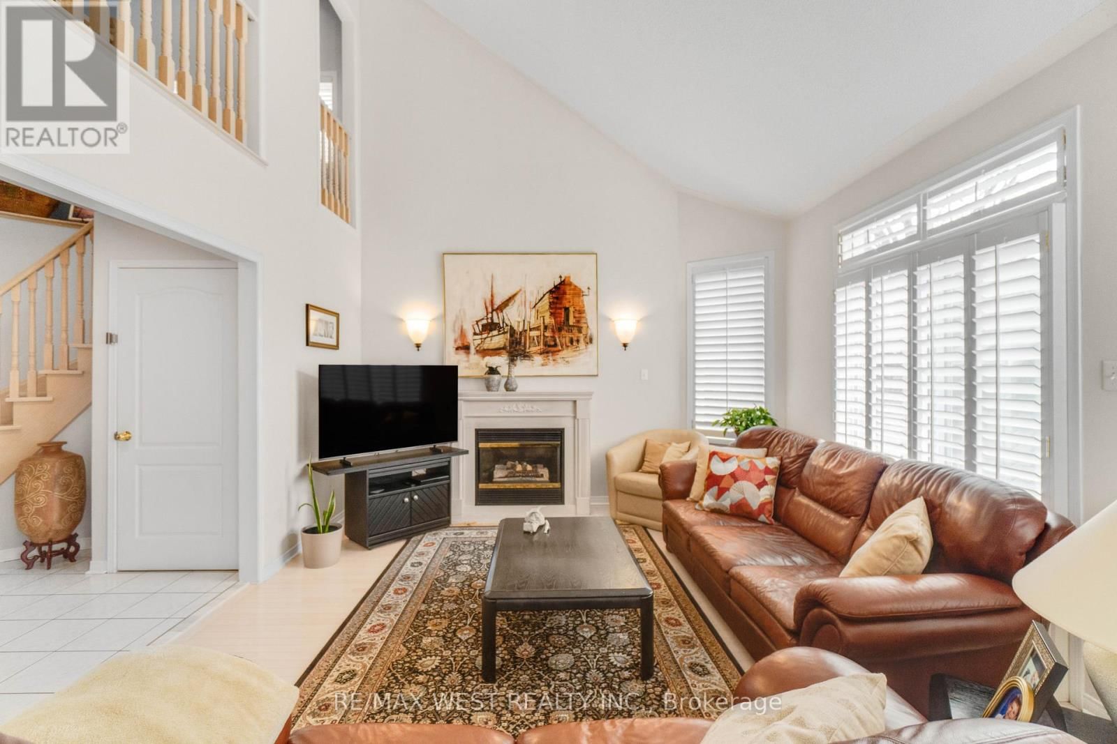 44 CREEKWOOD DRIVE Image 6