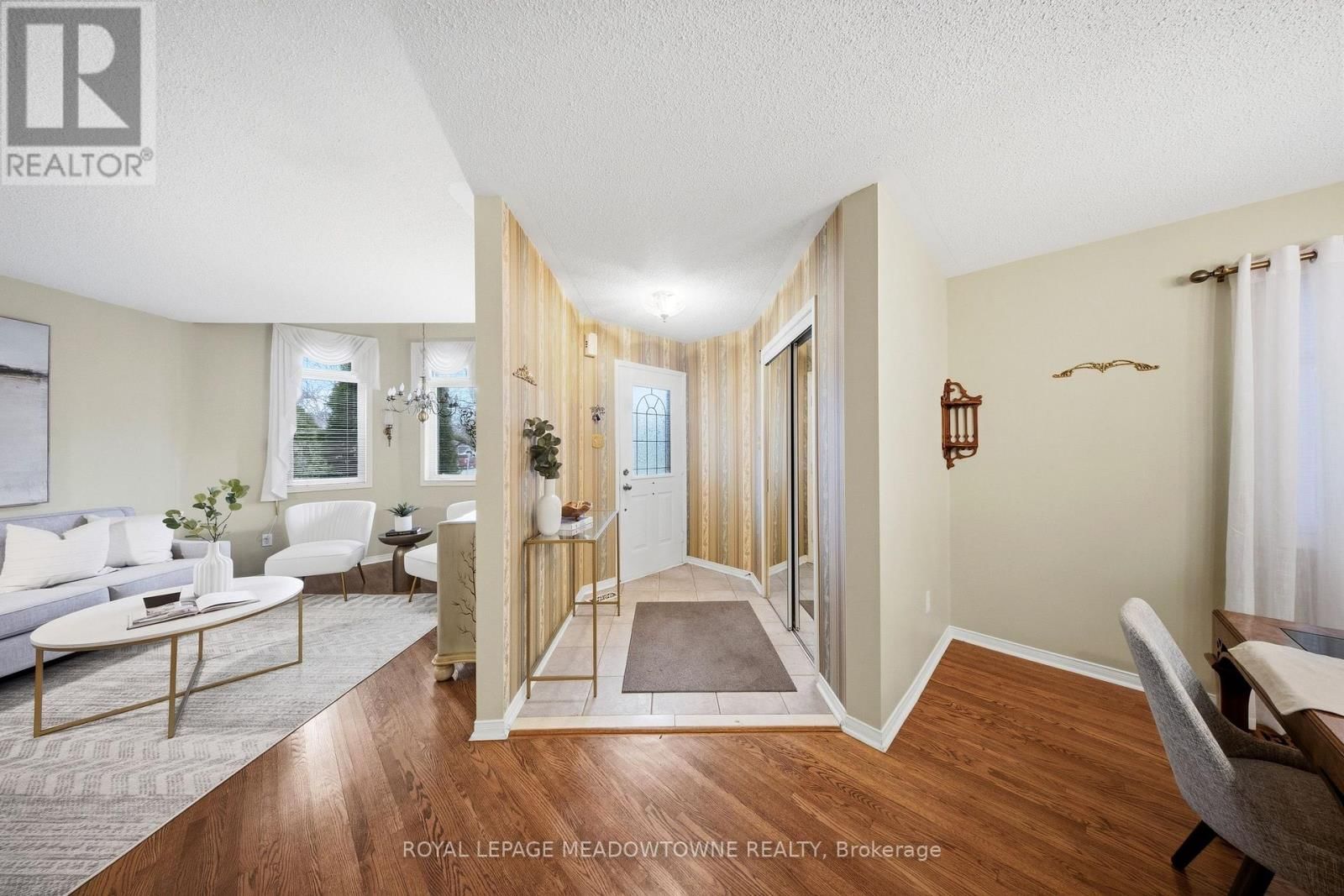 20 HUFFMANN DRIVE Image 11