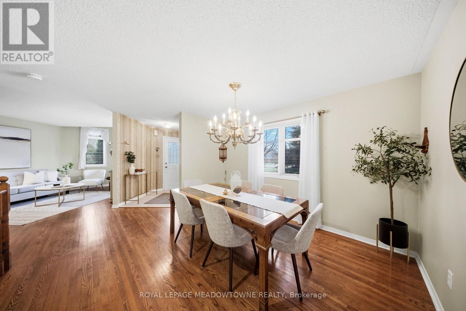 20 HUFFMANN DRIVE Image 16